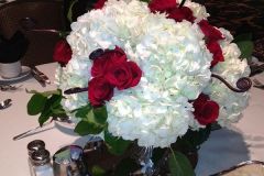 UGA-Themes-flowers-White-Hydrangea-Red-Roses