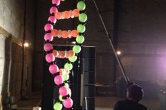 DNA-linking-balloon-sculpture-TVShow-set-decor