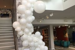 Furniture-gallery-monochromatic-organic-balloon-garland