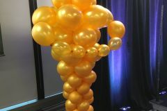 Oscar-themed-balloon-sculpture